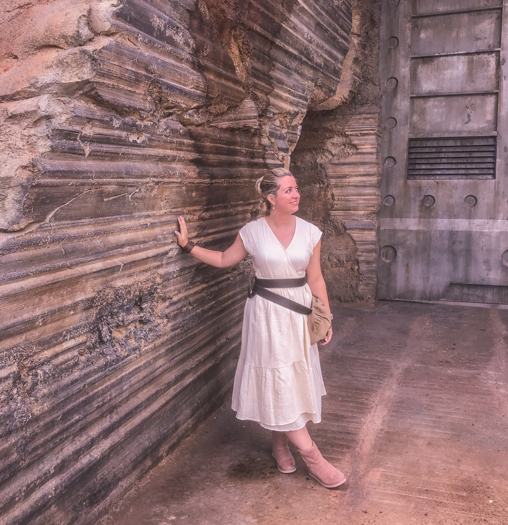 universal thread dresses