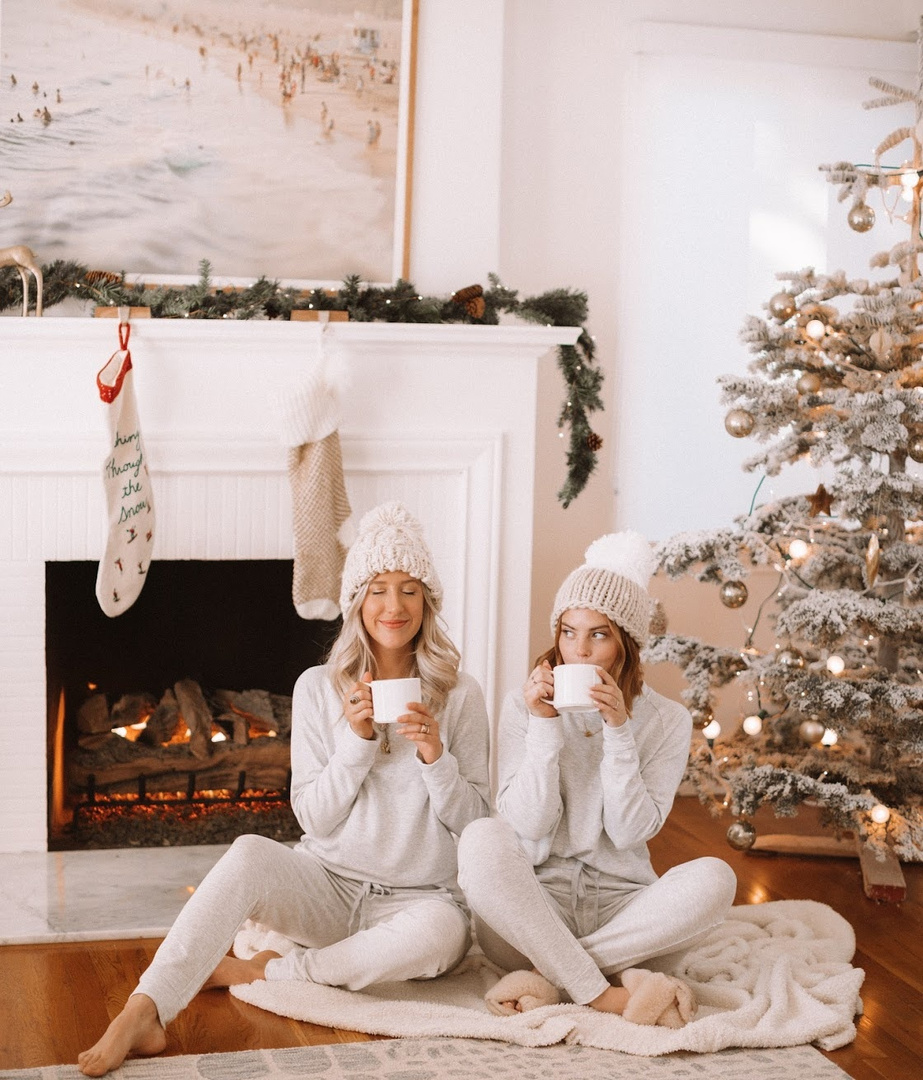 Lou and grey discount plush upstate sweatpants