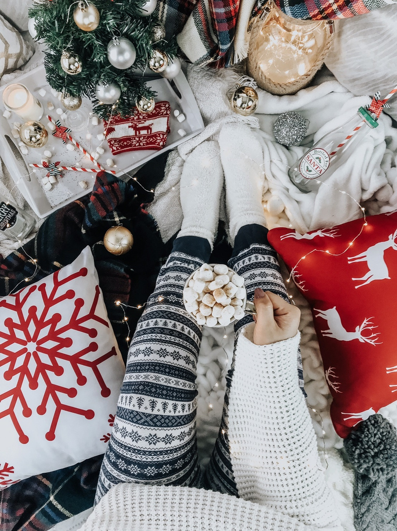 Look by The Stylish Blvd. featuring ASOS DESIGNMr & Mrs christmas meet me under the mistletoe boxy tee and legging pyjama set