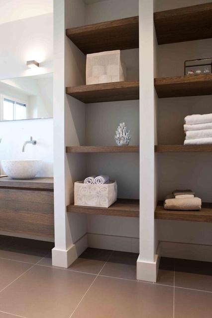 lving | bathroom remodel | natural wood shelves | #rustic #ad #coral #floatingshelves #remodel #bathroom #nettedbins #storage