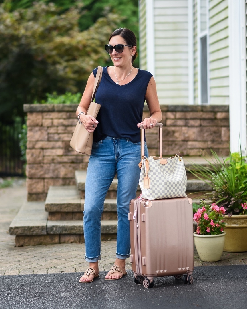 Look by Jo-Lynne Shane featuring Roll-Cuff Linen Tee
