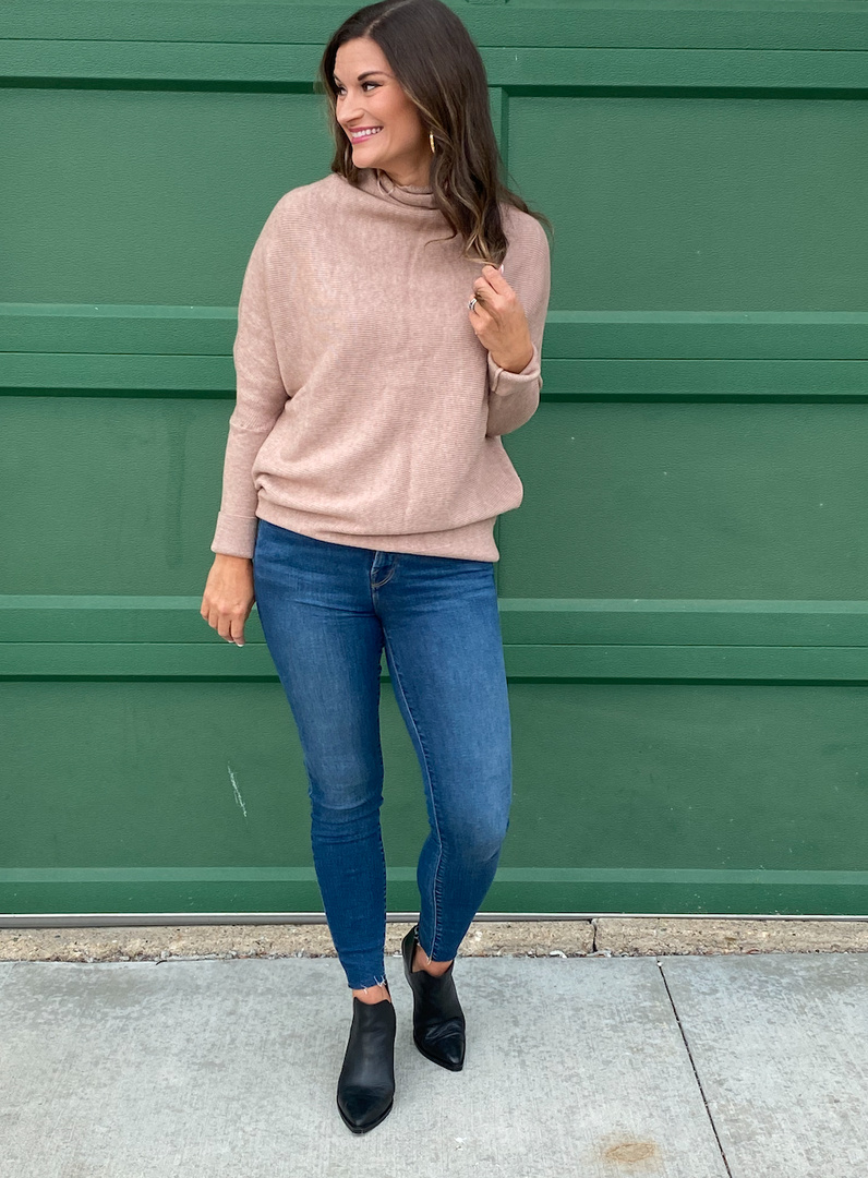 Fashion Look Featuring Good American Skinny Jeans and Vince