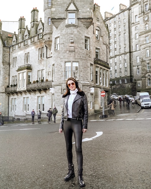  in fleece-lined leggings and leather in Edinburgh, Scotland #ShopStyle #MyShopStyle #LooksChallenge #Winter #Holiday #Travel