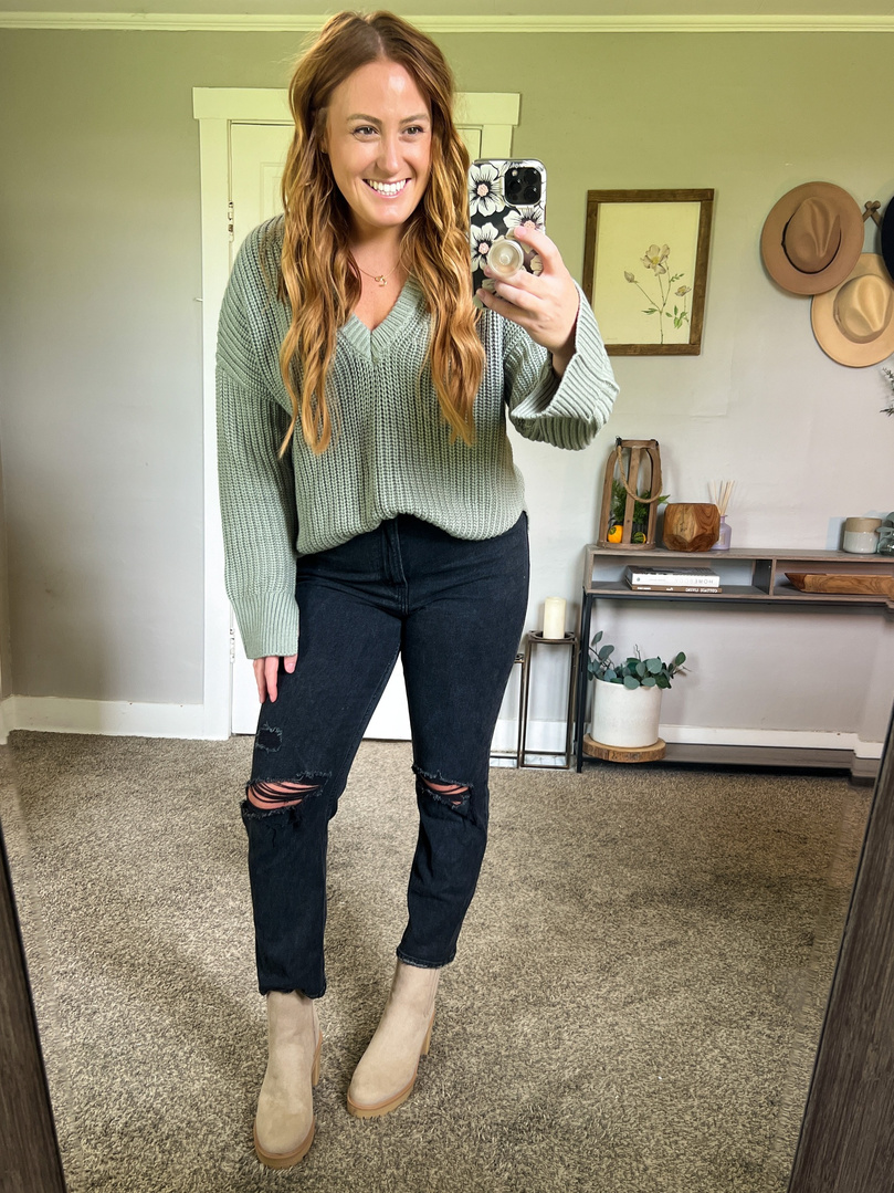 Fashion Look Featuring Abercrombie & Fitch V-Neck Sweaters and ...