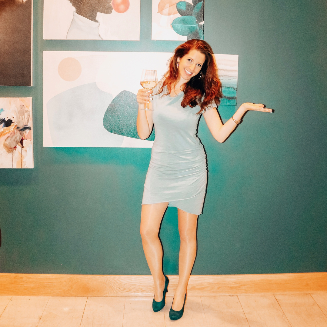 jimmy choo round toe pump