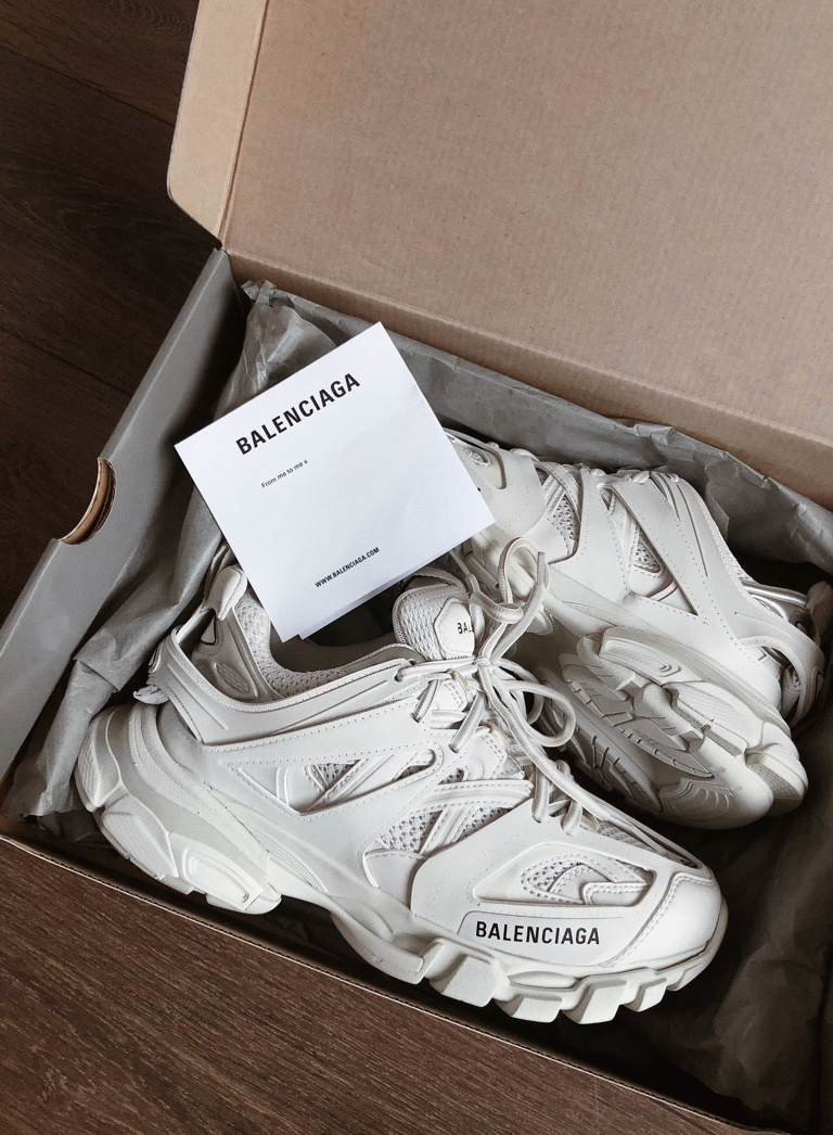 Balenciaga Look Alike Sneakers Like Balenciaga Triple S Balenciaga