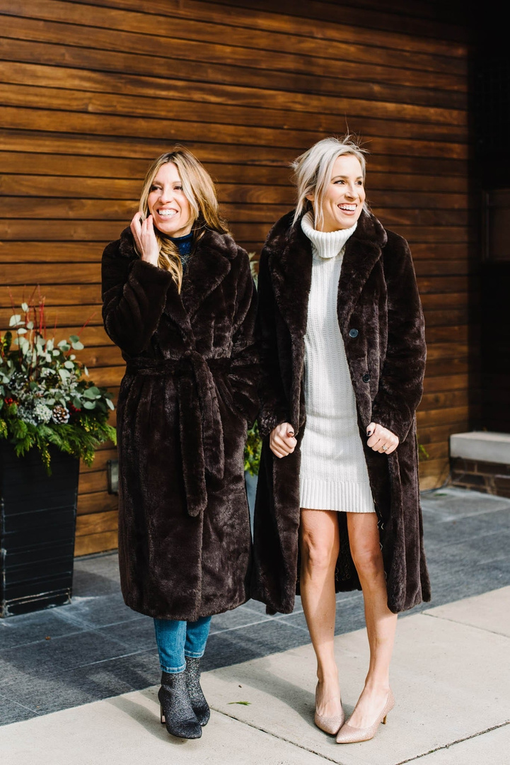 Look by themomedit featuring Banana Republic Faux Fur Long Coat