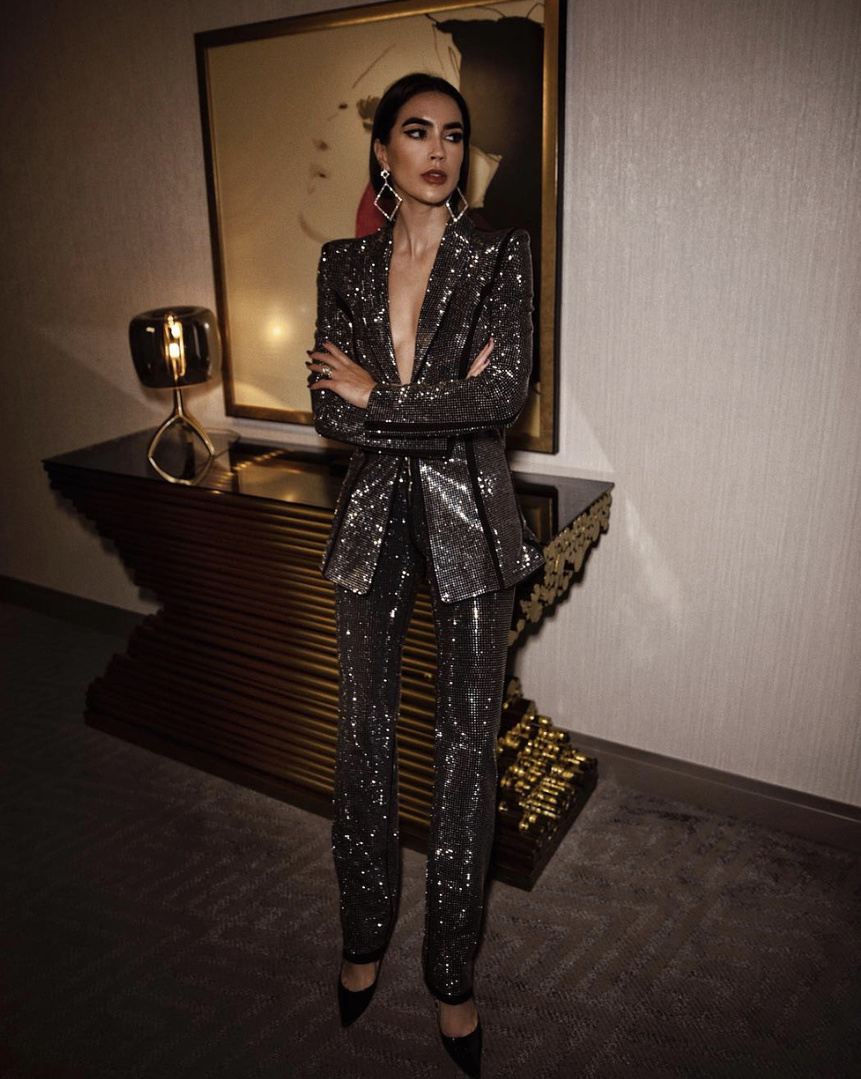 Vegas baby ✨ #WeekendLook #BirthdayParty #ShopStyle #shopthelook #MyShopStyle #BlackTieLooks #DateNight #OOTD #iamgia #sequin #suit #vegaslook