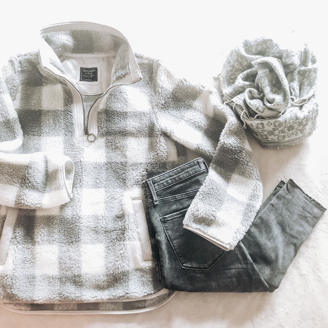 a&f sherpa sweatshirt