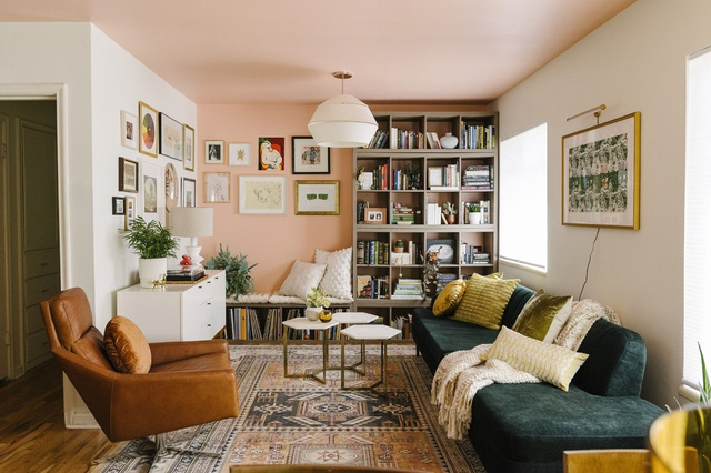Colorful cottage living room