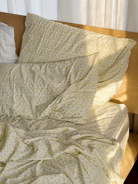 Floral Bedding :)  #bedding #sheets #florals #floralbedding #cottagecore #Lifestyle #MyShopStyle