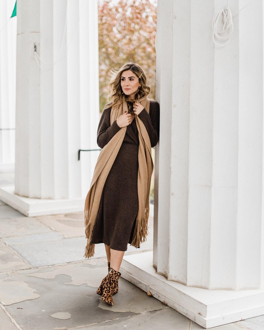 Look by Lauren McBride featuring UGG® Ribbed Crew Socks