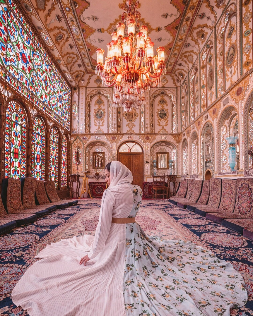 This maxi dress by Zayan the Label was the perfect choice for this stunning room in Isfahan. I chose to accessorize it with a sheer white scarf from Nordstrom #ShopStyle #MyShopStyle #LooksChallenge #ContributingEditor #Holiday #Lifestyle #TrendToWatch #Travel #Vacation