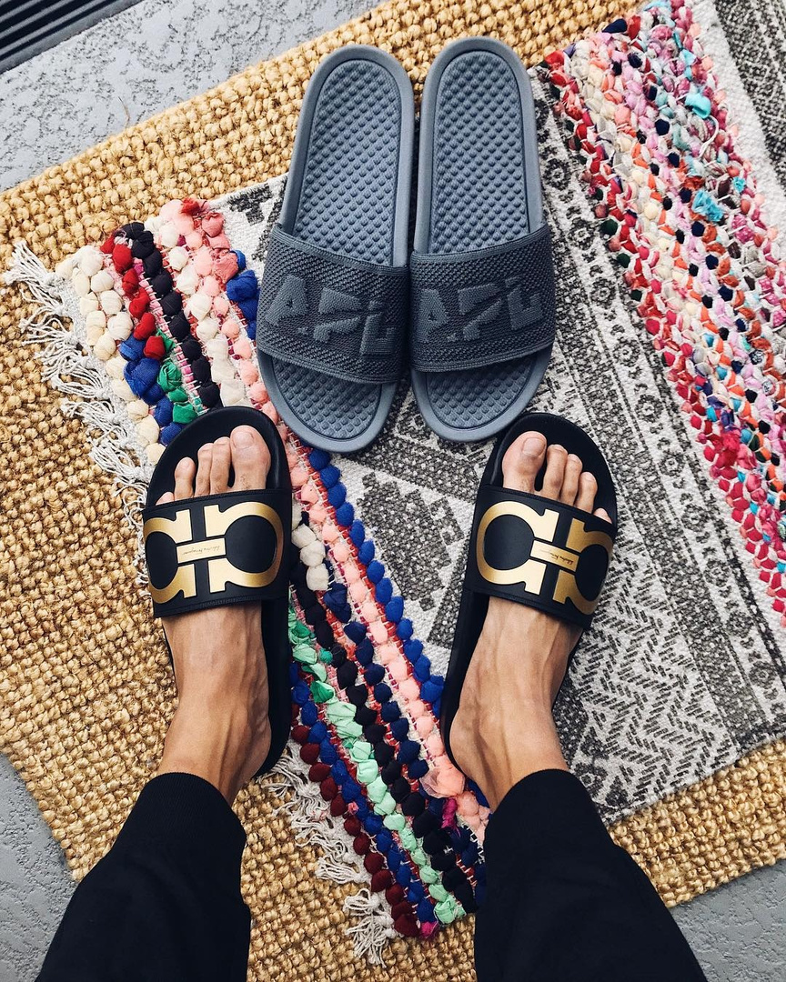 ferragamo men's groove slides