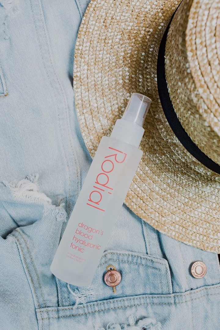 Rodial Hydrating toner. #rodialskincare #hydriatingtoner #ssCollective #ShopStyleCollective #todaysdetails #beautyproducts #skincare