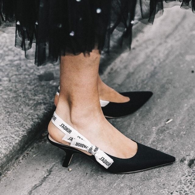 Details... ✨✨ A dreamy pair of @dior kitten heel slingbacks shot by @collagevintage
.
.
.
#fashion #fashionblogger #fashionista #fashionblog #fashionlover #details #eyecandy #shoecandy #dior #shoegasm #kittenheels #slingback #fashion2018 #wardrobeenvy #stylish #bedazelive #bedazelivefb #bedazelivetweet