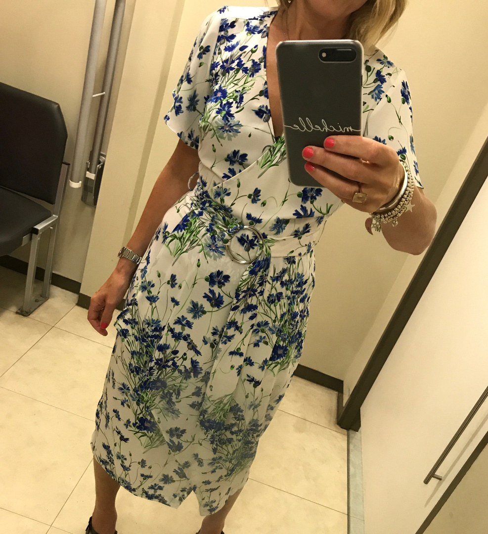 warehouse day dresses