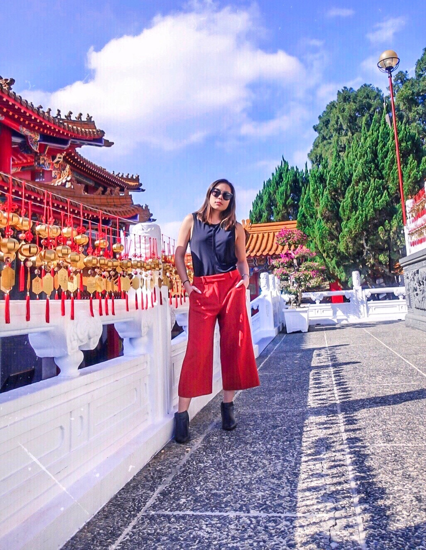 Look by Kasey Ma featuring ASOS DESIGN ASOS Half Kitten Cat Eye Metal Sunglasses In Matt Black