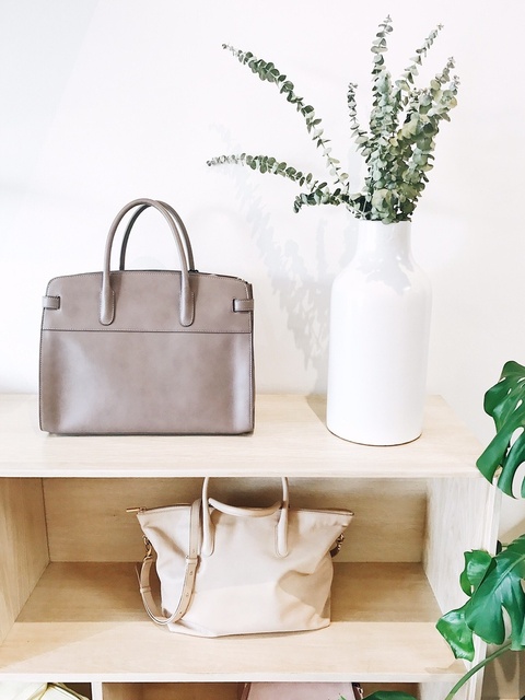 Ethical, sustainable, and ecofashion by Everlane, Cuyana, Nisolo, AllBirds, and Rothys