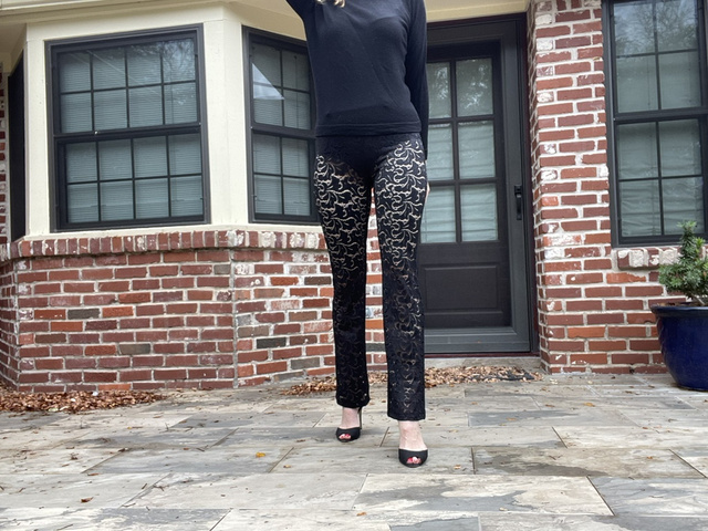 TOM FORD Circle Lace Legging in Black