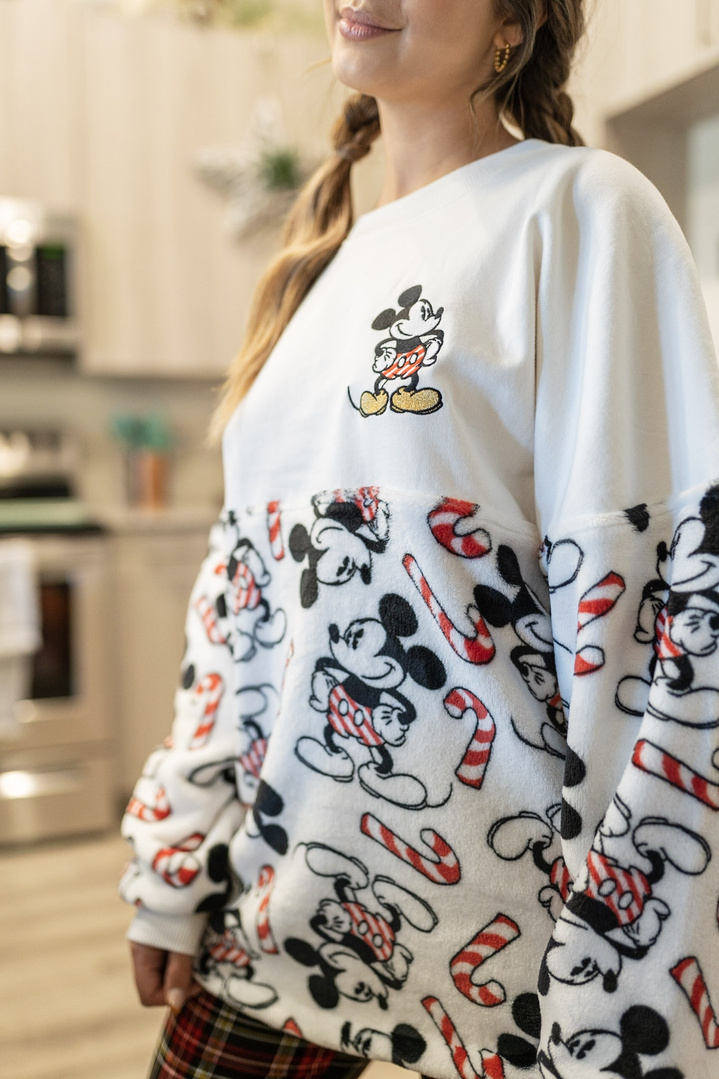 New Spirit Jerseys, Minnie Ears, and MORE Festive Disney