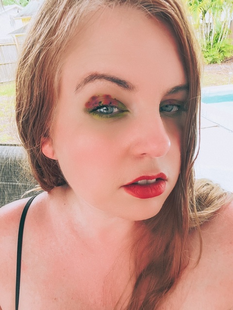 with a green vine eyeliner wing I made from my palette. 



  #ShopStyle #MyShopStyle #LooksChallenge #Beauty #Lifestyle