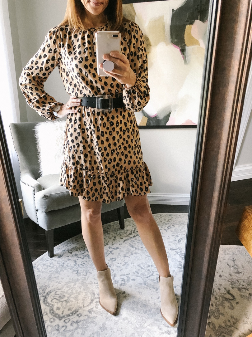 A new shop day leopard dress