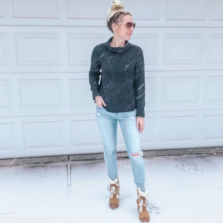 Look by Marla Gustafson featuring Kendra Scott Tessa Stud Earrings in Gold