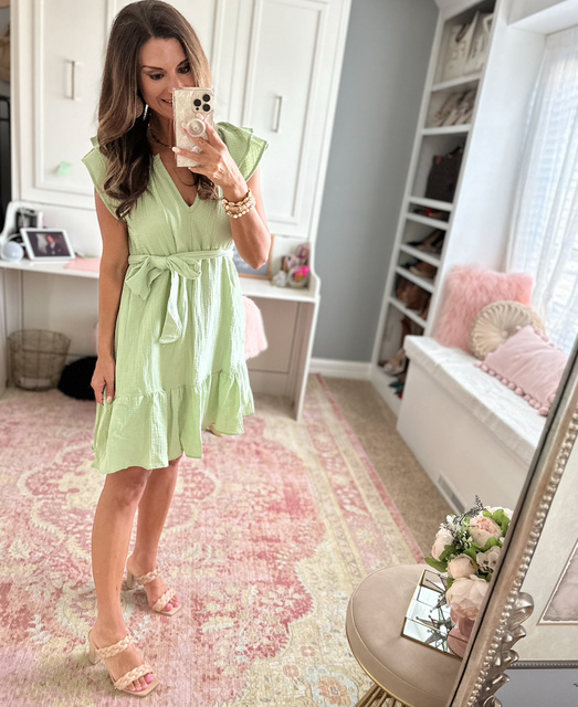 Green dress for summer - Use code CANDACE10 to save 10%. Everything is true to size. Wearing a small in the dress.