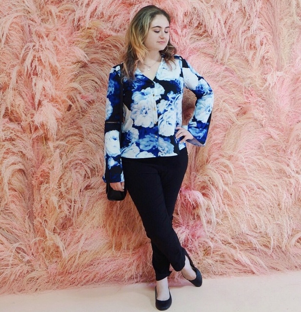 e girls 💙 The bell sleeves definitely add a bit of glamour! #ShopStyle #MyShopStyle #LooksChallenge #Lifestyle #TrendToWatch