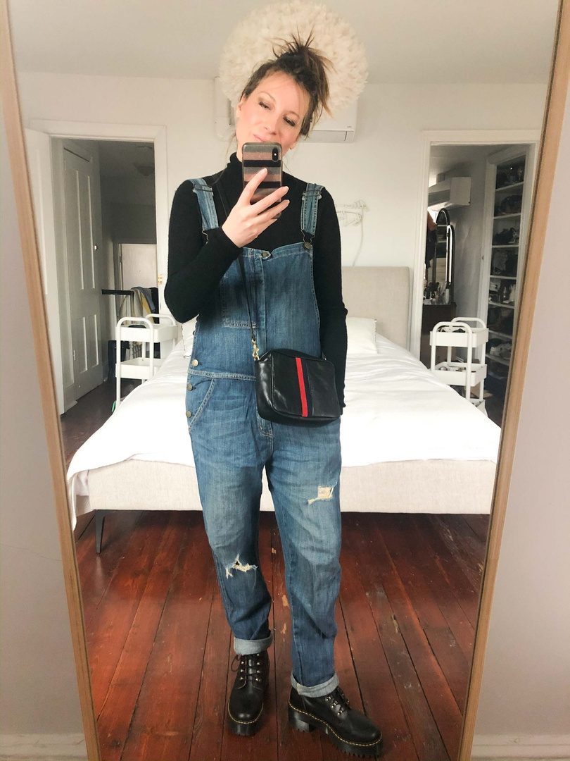 Fashion Look Featuring Clare Vivier Shoulder Bags and Good American Classic  Jeans by themomedit - ShopStyle