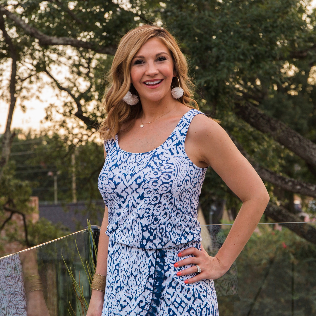 Let’s be honest — we’ve got a long time til sweater season in Texas! Til then, I’ll be enjoying all the sleeveless I can. 😊 Linking this exact romper + earrings — and some others!