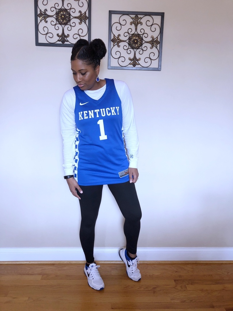 basketball jersey over hoodie outfit