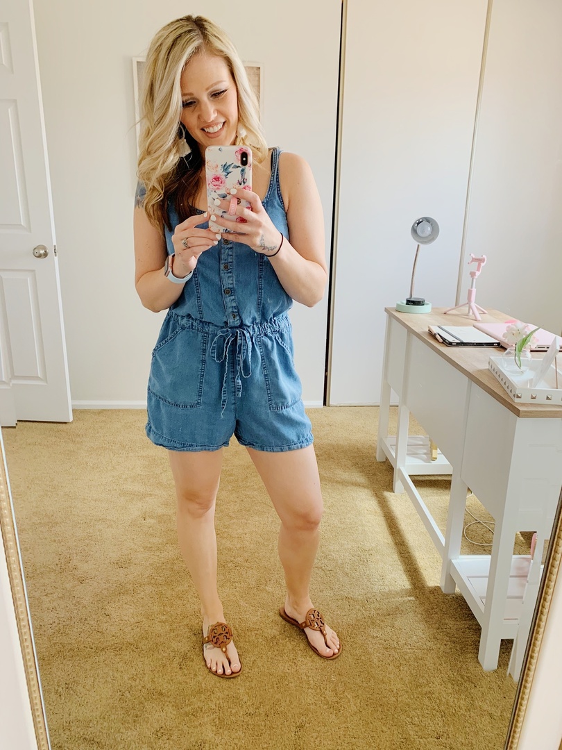 Fashion Look Featuring Tory Burch Sandals and Tory Burch