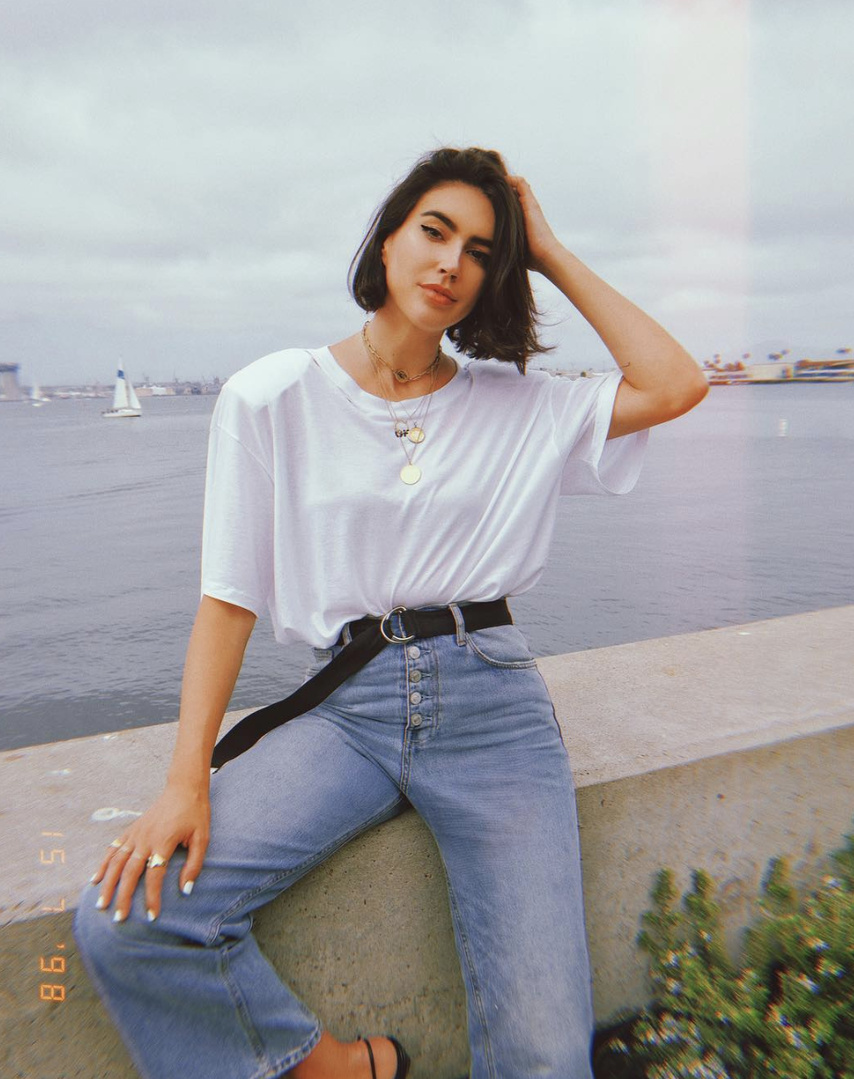 #TravelOutfit #WeekendLook #WearToWork #BirthdayParty #SummerStyle #ShopStyle #shopthelook #MyShopStyle #BlackTieLooks #BeachVacation #SpringStyle #offwhite #oversizedtshirt #tshirt #mango