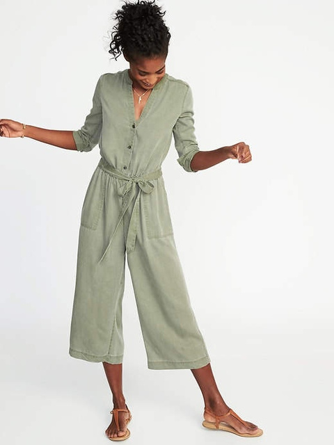 t fits perfectly and is true to size. I bought the small.  #olivejumpsuit #oliveromper #casualstyle #comfy #onepiece #oldnavy