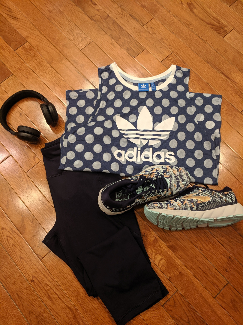 adidas trefoil top womens