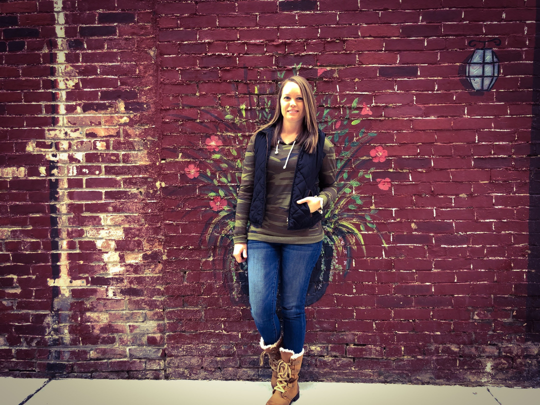 Look by Kelly Staten featuring Bourbon and Boweties Small Stone Bracelet