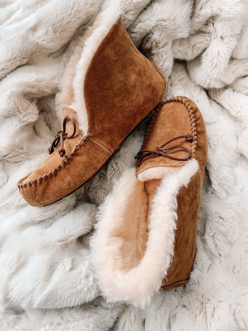 Look by Vcalcara featuring Ugg Women Alena Slippers