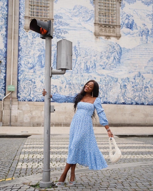 Blue in Porto is always a good idea! #summerdress