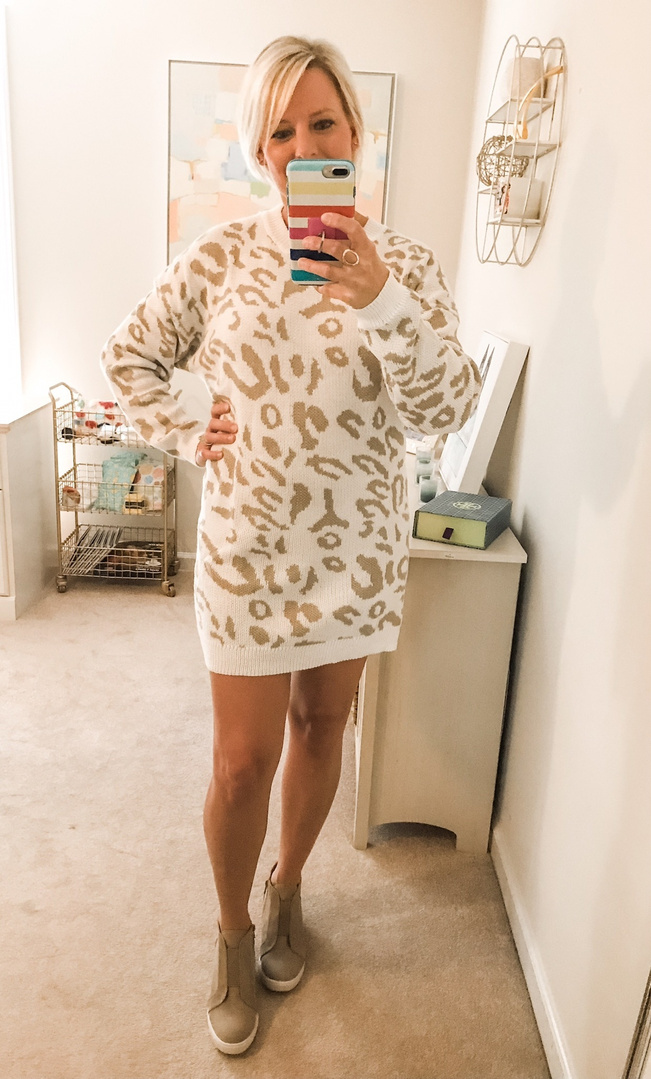 Look by Right Up My Alley featuring PRETTYGARDEN Women’s Casual Leopard Print Long Sleeve Crew Neck Knitted Oversized Pullover Sweaters Tops