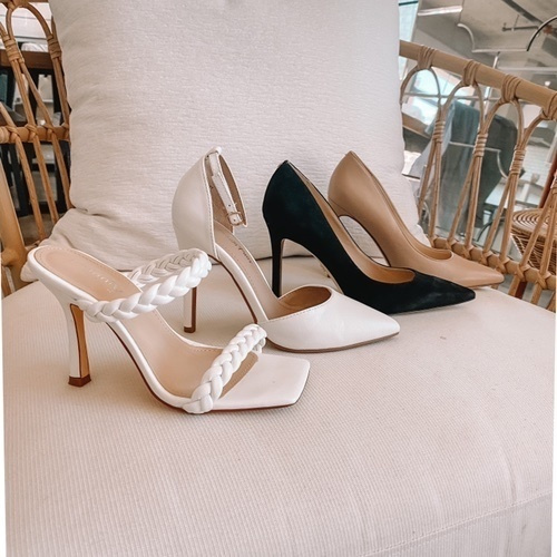 https://i.shopstyle-cdn.com/i/d32a4e6b-6514-4925-8b33-0a7f28d7a378/1f4-1f4/nine-west-womens-tatiana-pump-lizlovery.jpeg