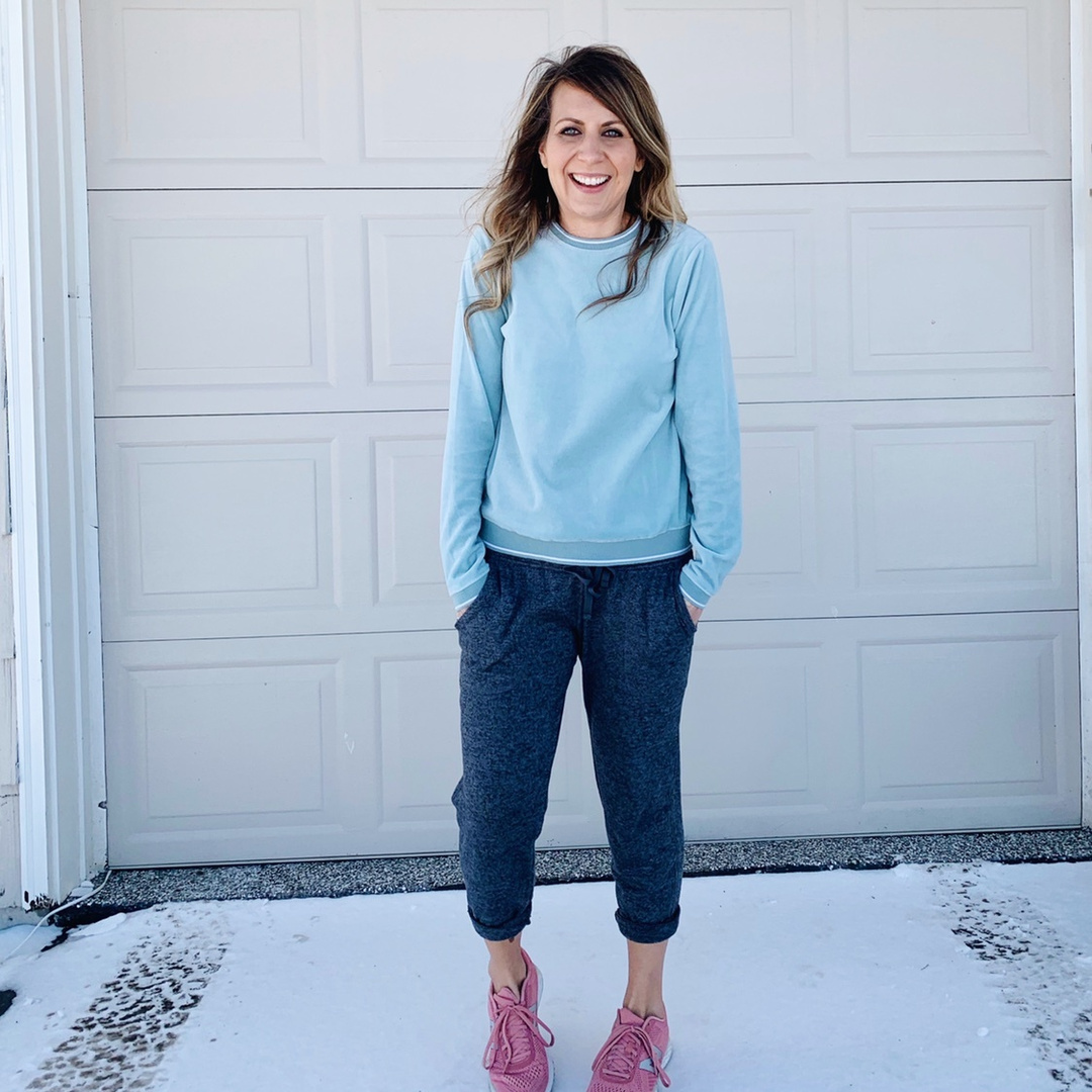 old navy mid rise sweater knit joggers