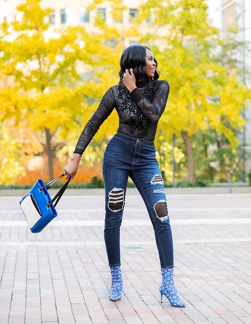 mid rise medium wash ripped ankle leggings