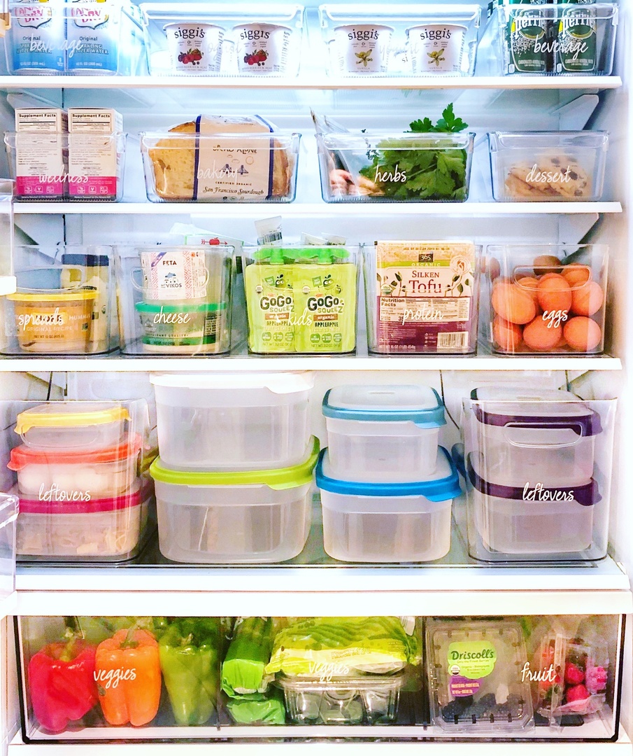 https://i.shopstyle-cdn.com/i/ddc9c357-8fe4-44af-8cc2-606492186c16/389-438/container-store-good-grips-8-piece-smart-seal-glass-food-storage-rectangle-thehomeedit.jpeg