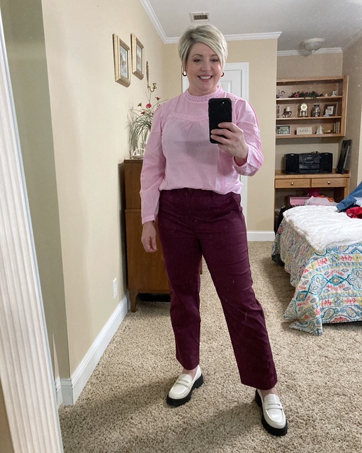 Fall outfits with color trend pink