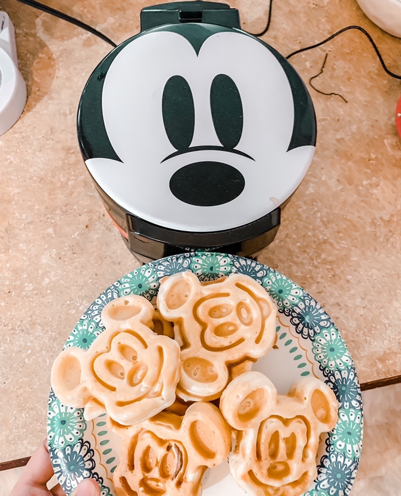 Disney Mickey and Minnie Double Flip Waffle Maker