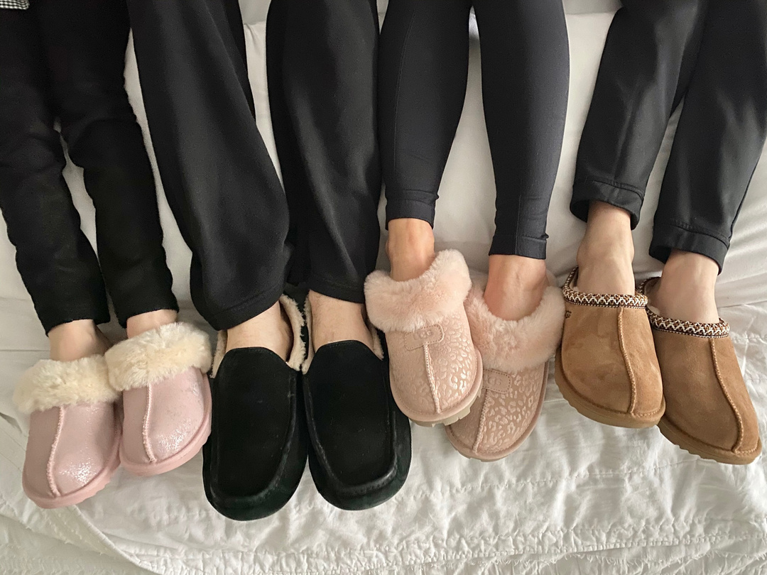 cozy ii metallic genuine shearling cuff slipper