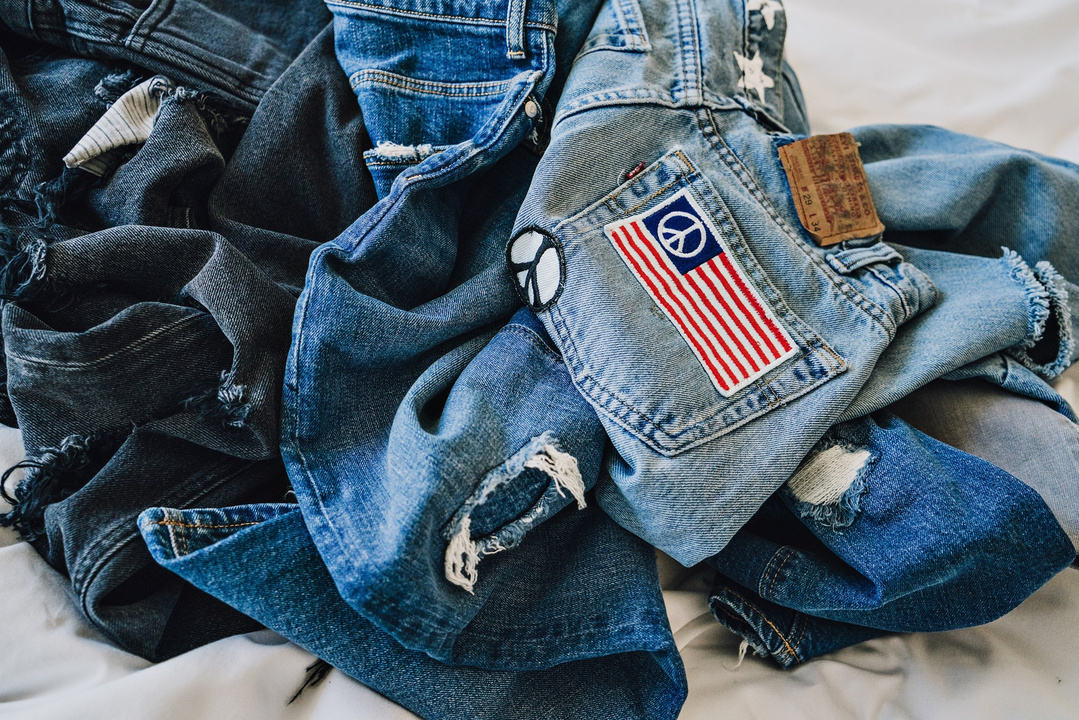 #ootd #denim #denimdays #bluejeans #caradisclothed