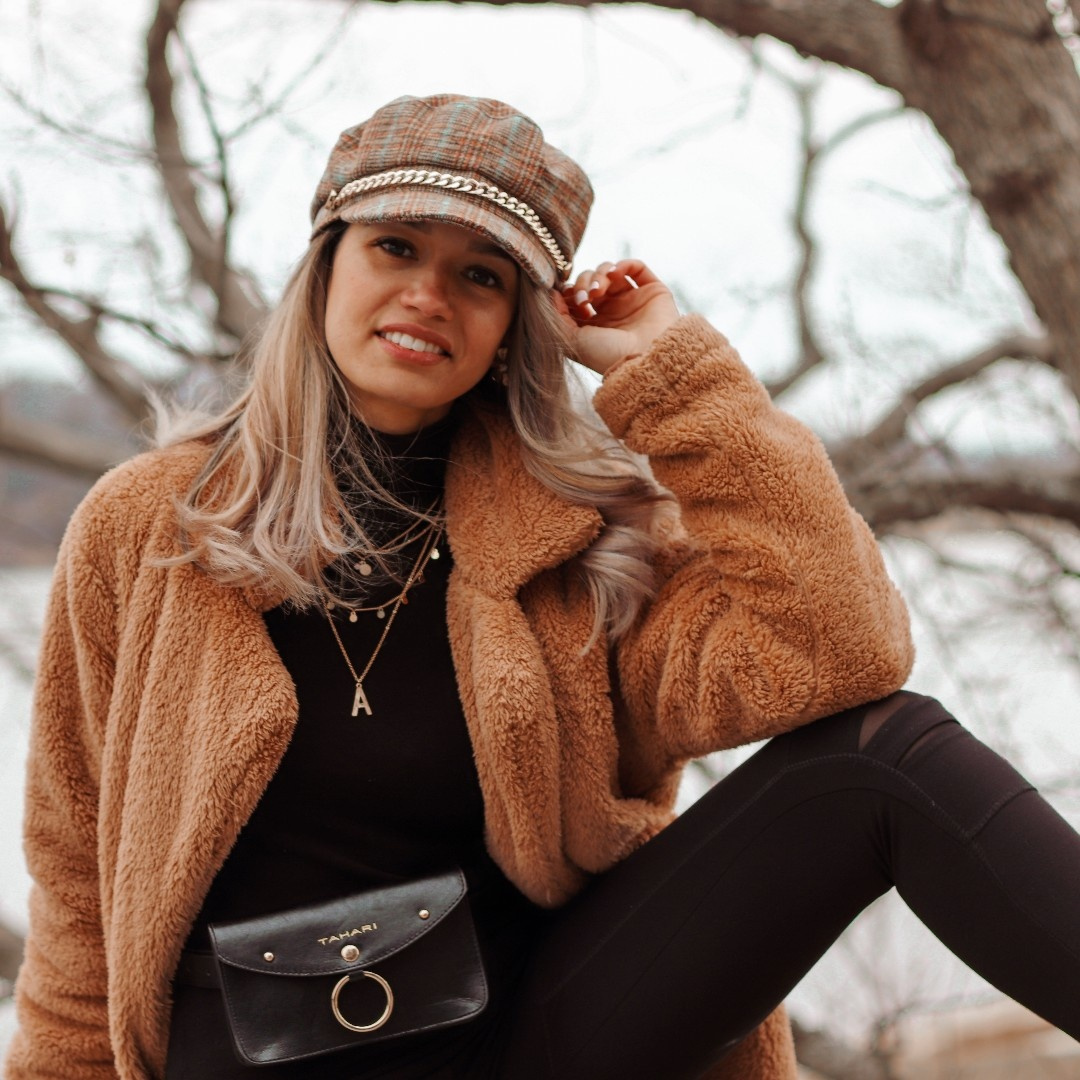 Look by Awilda Fernandez featuring Loveriche Overzised Teddy Bear Coat